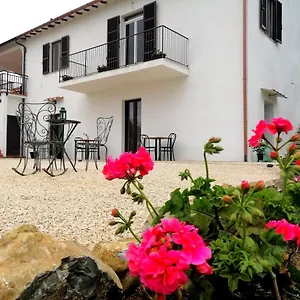 Podere Verdicchio Farm stay